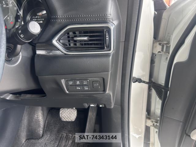 Mazda CX-5 2017-10 8754207-16