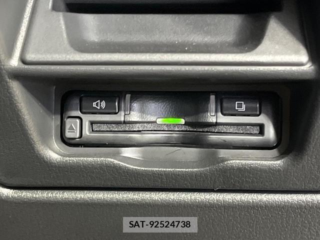 Mazda CX-60 2024-07 8752290-6