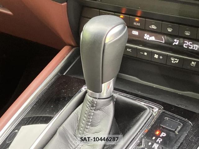 Mazda CX-8 2022-04 8752877-17