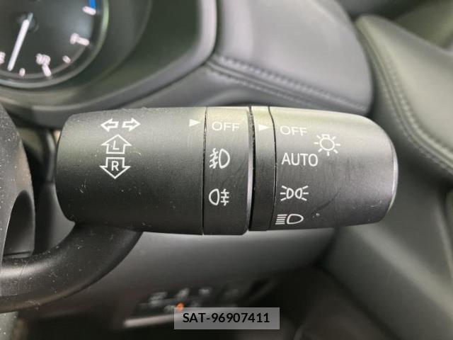 Mazda CX-8 2019-11 8753105-13