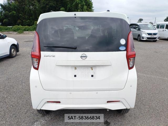 Nissan DAYZ 2021-09 8752621-3
