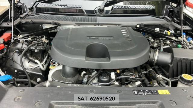 Land Rover DEFENDER 2024-06 8753608-7