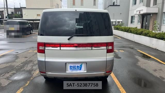 Mitsubishi DELICA 2012-01 8753556-1