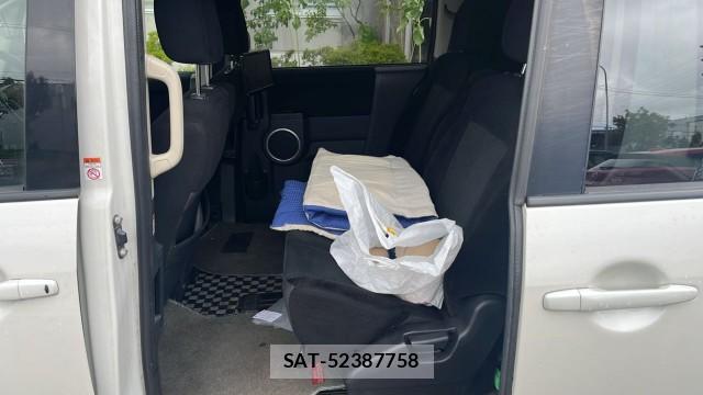 Mitsubishi DELICA 2012-01 8753556-6