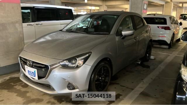 Mazda DEMIO 2017-12 8753610-0