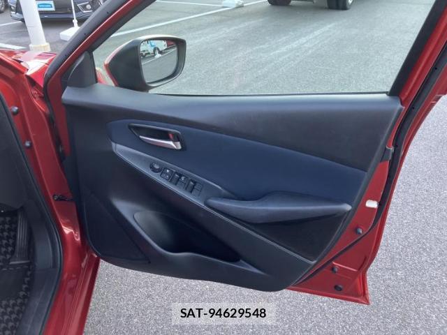 Mazda DEMIO 2016-03 8753931-3