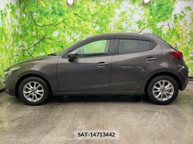 Mazda DEMIO 2015-05 8754382-1
