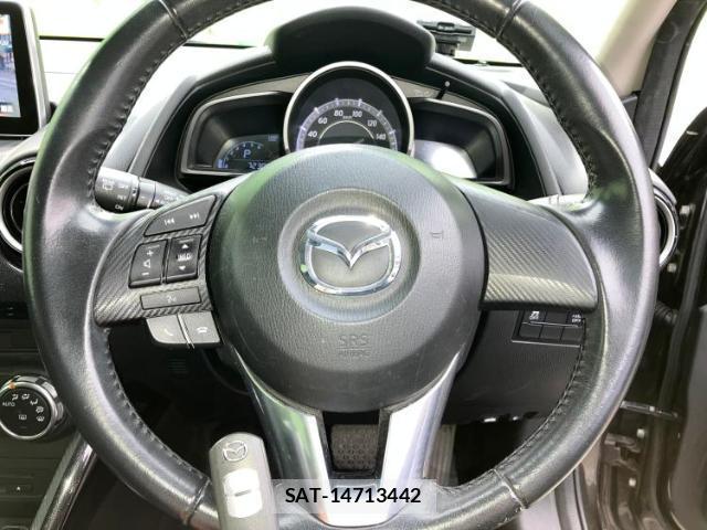 Mazda DEMIO 2015-05 8754382-12