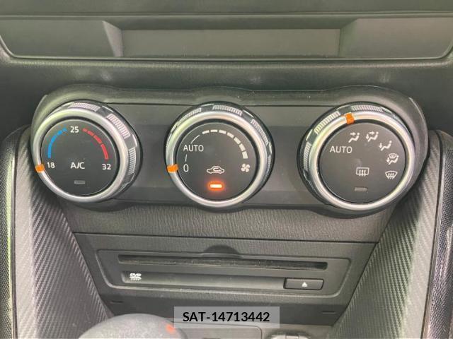 Mazda DEMIO 2015-05 8754382-16