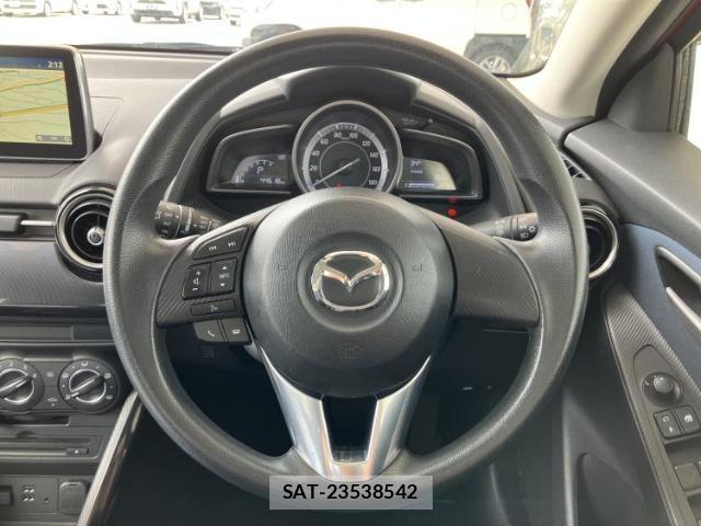 Mazda DEMIO 2016-05 8754597-13