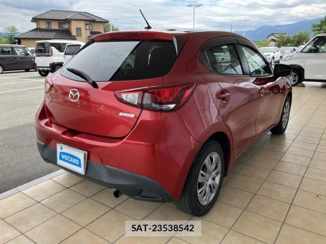 Mazda DEMIO 2016-05 8754597-2
