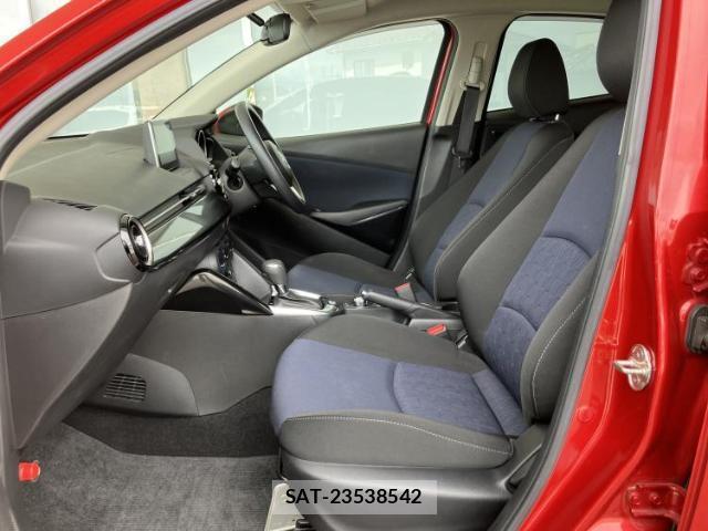 Mazda DEMIO 2016-05 8754597-5