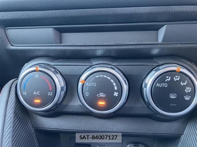 Mazda DEMIO 2015-02 8754732-12
