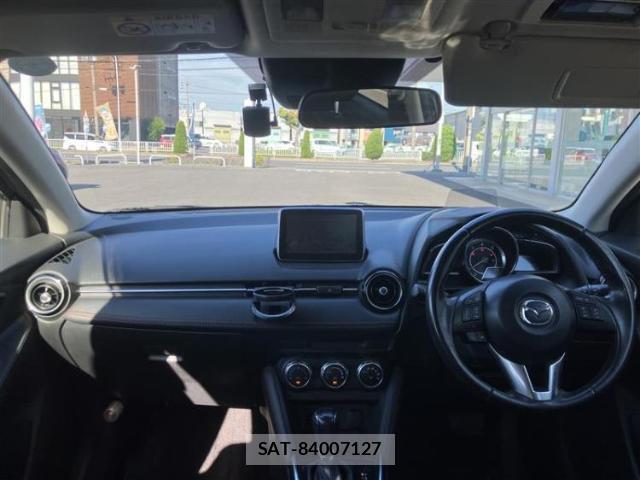Mazda DEMIO 2015-02 8754732-3