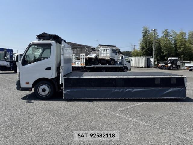 Hino DUTRO 2012 8752522-13