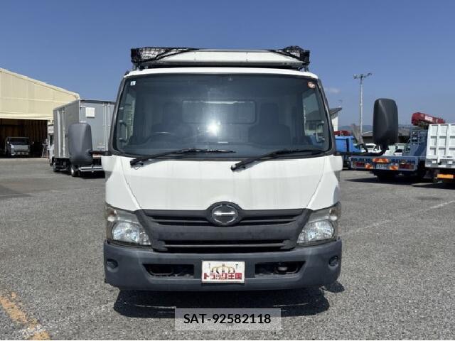 Hino DUTRO 2012 8752522-4
