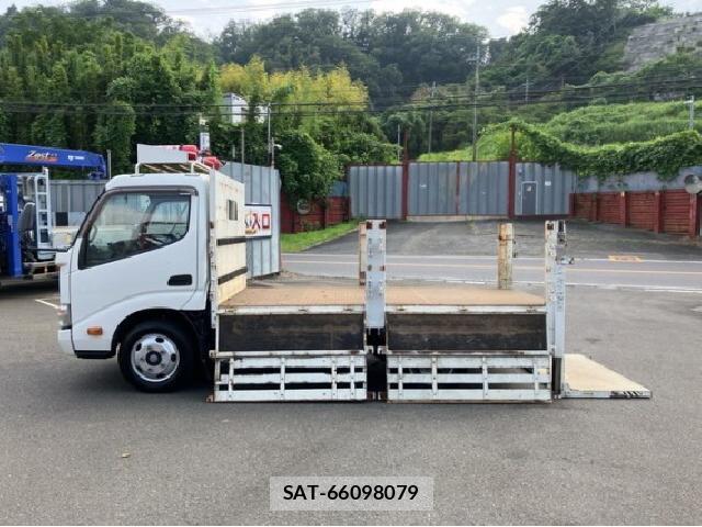 Hino DUTRO 2014 8753683-13