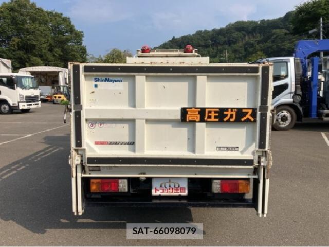 Hino DUTRO 2014 8753683-16