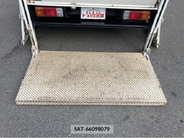 Hino DUTRO 2014 8753683-17