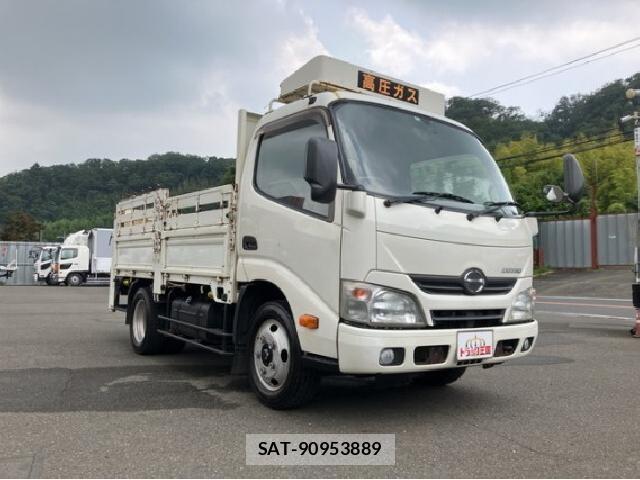 Hino DUTRO 2014 8753684-1