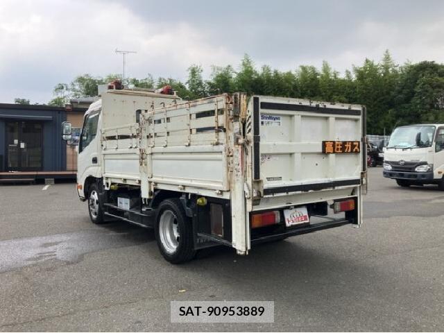 Hino DUTRO 2014 8753684-10