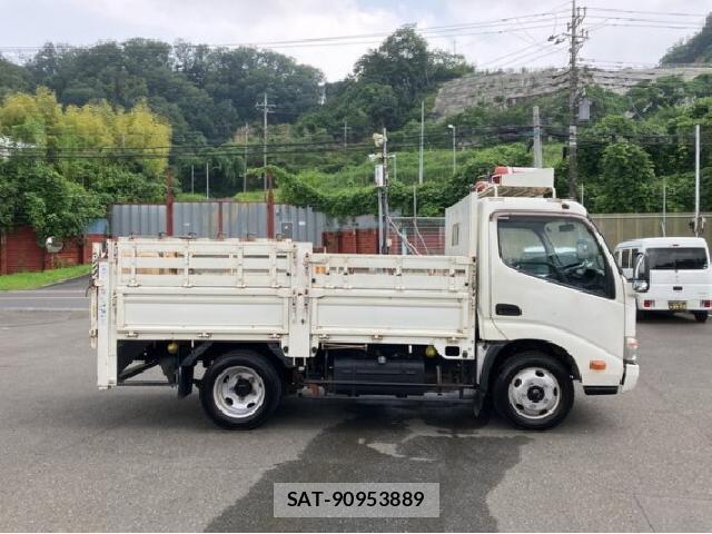 Hino DUTRO 2014 8753684-12