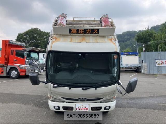 Hino DUTRO 2014 8753684-15