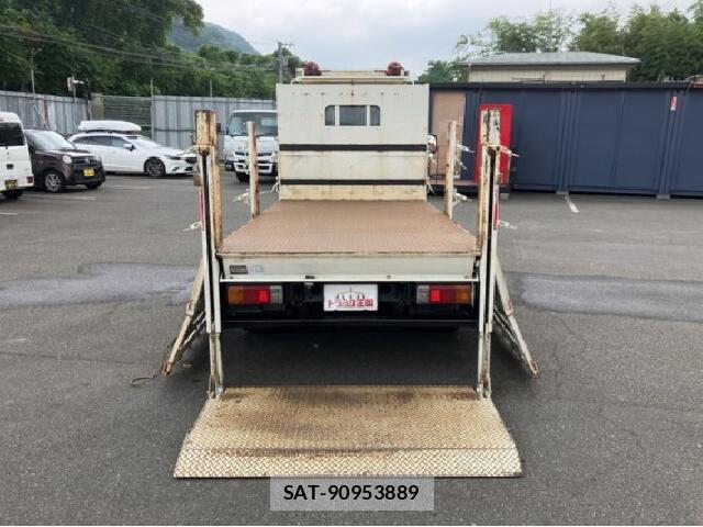 Hino DUTRO 2014 8753684-5