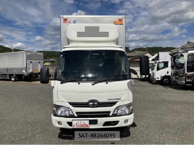 Hino DUTRO 2018 8754756-14