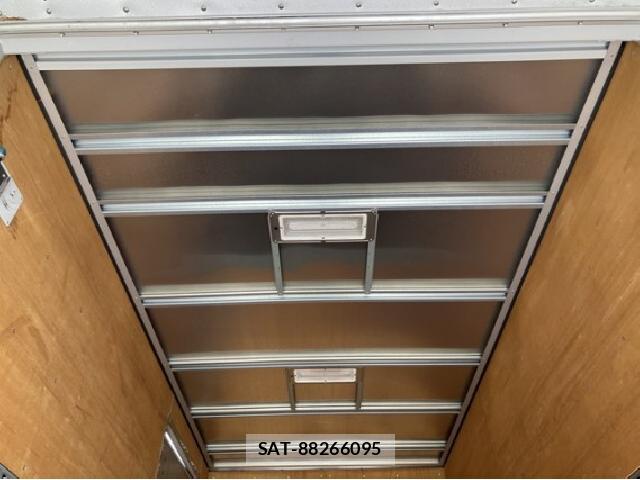 Hino DUTRO 2018 8754756-17