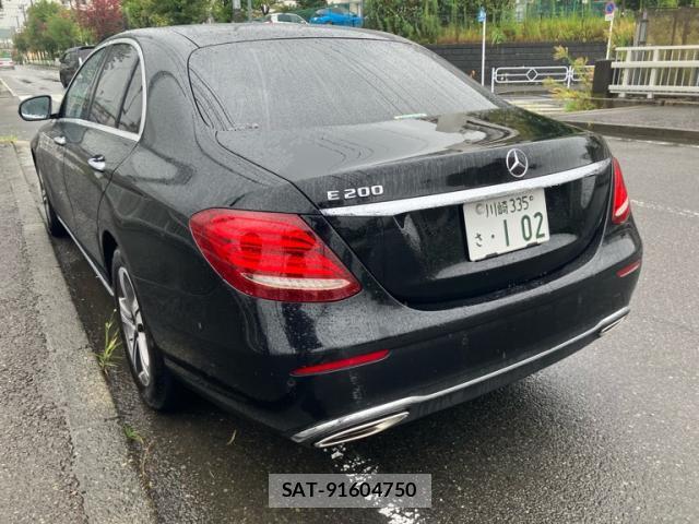 Mercedes Benz E-CLASS 2020-03 8754219-12