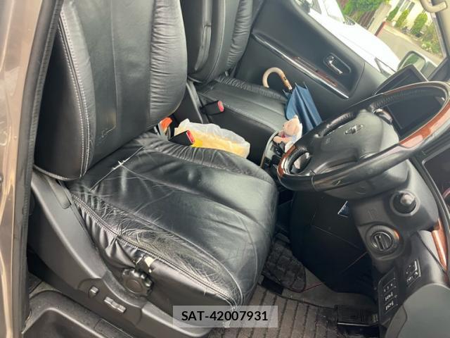 Nissan ELGRAND 2010-02 8752874-15