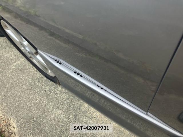 Nissan ELGRAND 2010-02 8752874-7