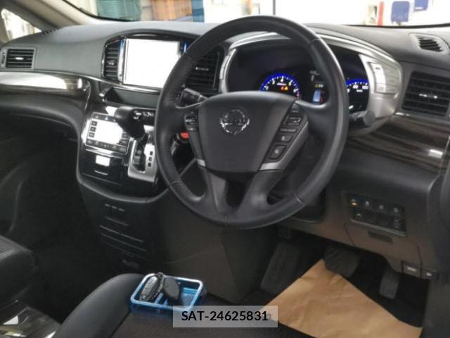 Nissan ELGRAND 2020-08 8753213-2