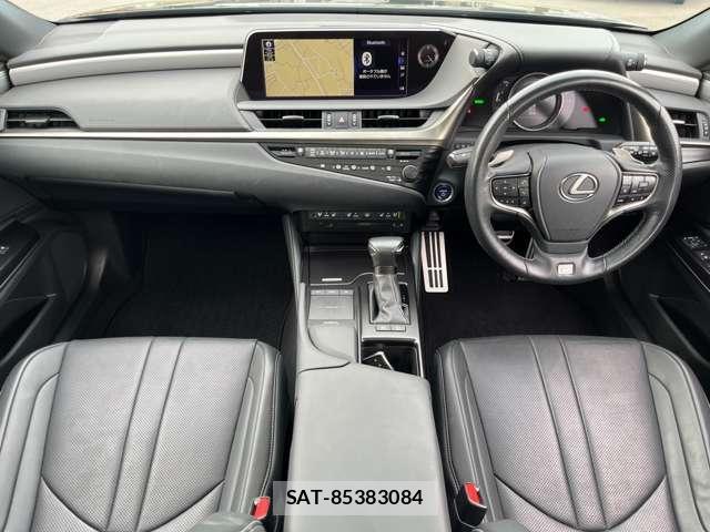 Lexus ES 2020-05 8752423-4