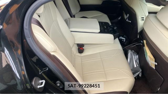 Lexus ES 2020-04 8753551-6