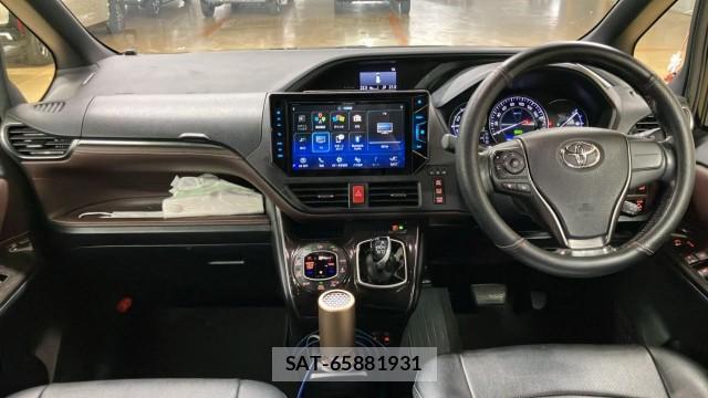 Toyota ESQUIRE 2018-10 8753591-2
