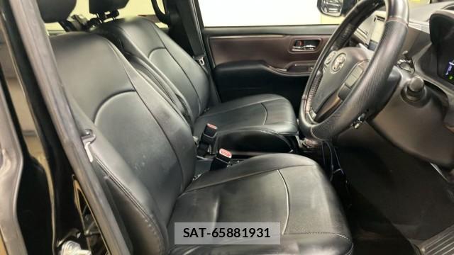 Toyota ESQUIRE 2018-10 8753591-5