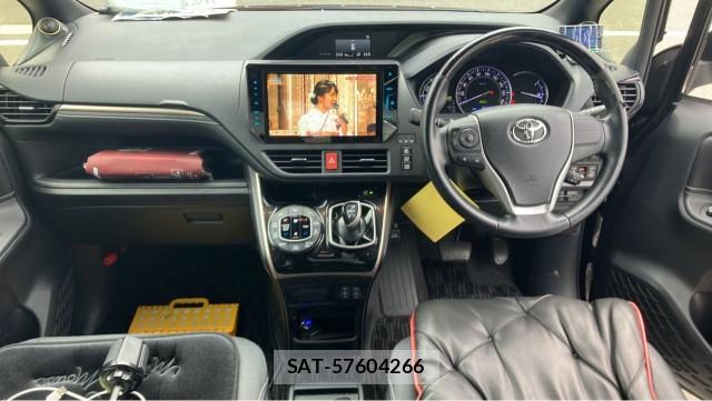 Toyota ESQUIRE 2017-06 8753595-2