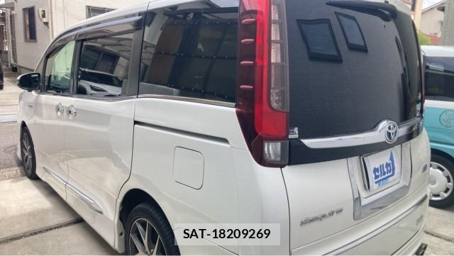 Toyota ESQUIRE 2015-09 8753616-13