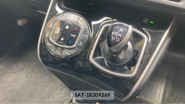 Toyota ESQUIRE 2015-09 8753616-14
