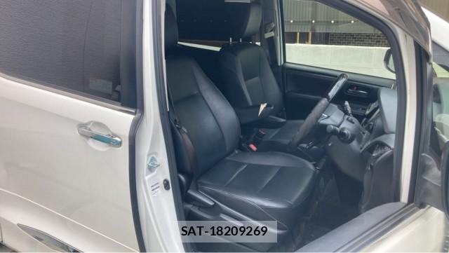 Toyota ESQUIRE 2015-09 8753616-5