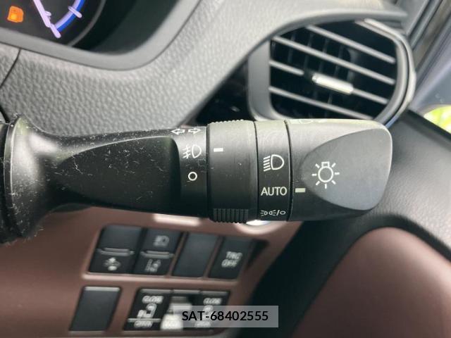 Toyota ESQUIRE 2020-06 8754527-16
