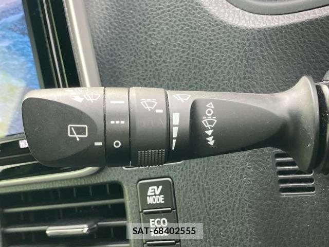 Toyota ESQUIRE 2020-06 8754527-17