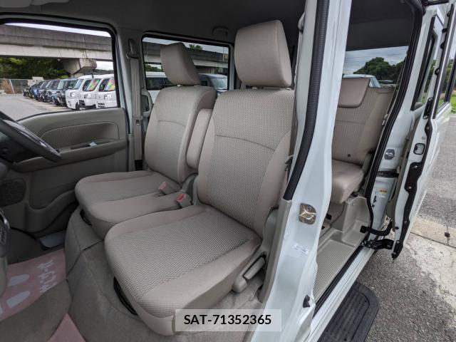 Suzuki EVERY WAGON 2026-01 8752775-12
