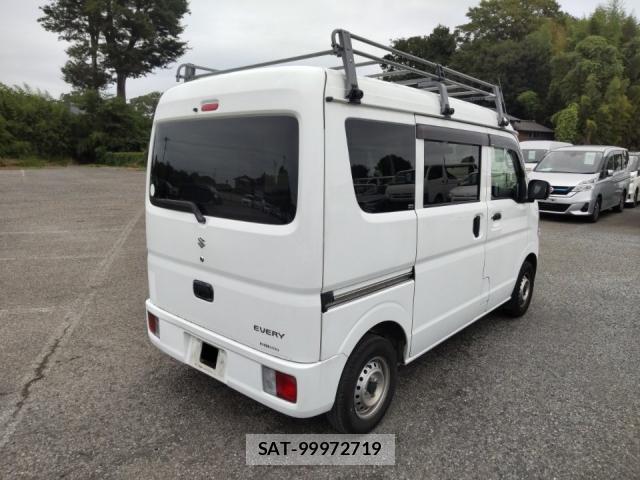 Suzuki EVERY 2021-09 8752629-2