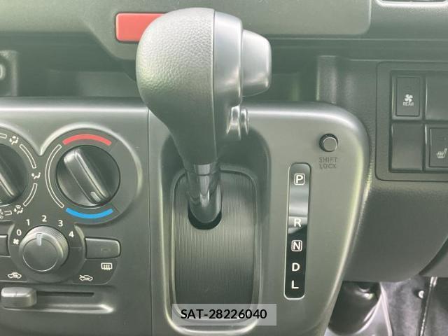 Suzuki EVERY 2026-05 8752835-12