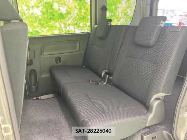 Suzuki EVERY 2026-05 8752835-7