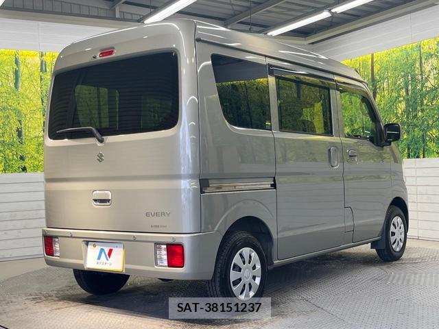 Suzuki EVERY 2024-10 8752856-16