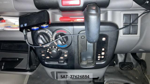 Suzuki EVERY 2016-10 8753642-14